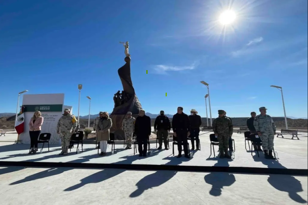 AMLO PROMETE JUSTICIA POR LA MASACRE EN BAVISPE