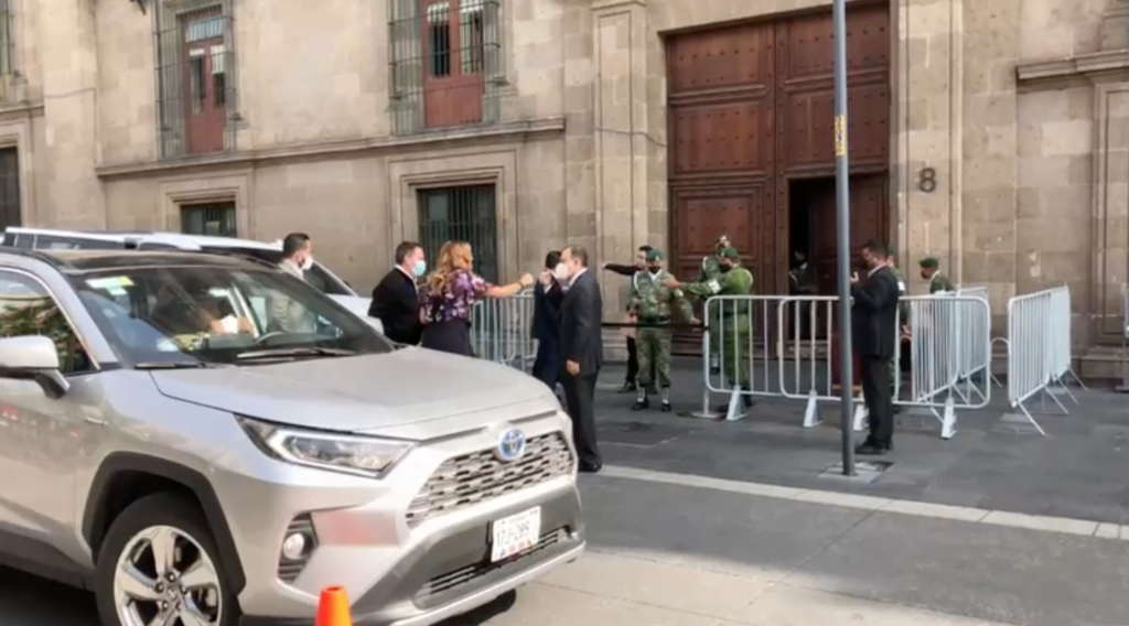 AMLO se reúne con gobernadores