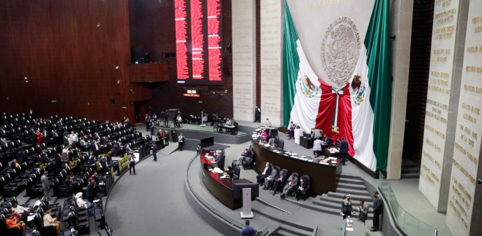 Diputados aprueban dar protección a niños en la orfandad
