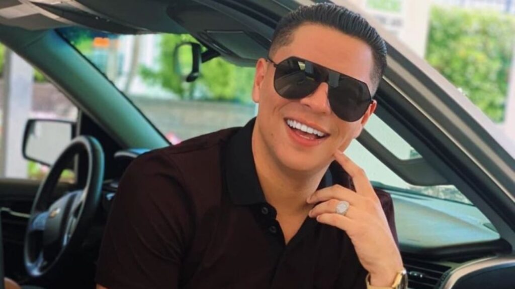 Eduin Caz, de Grupo Firme, aclaró qué pasó con accidente automovilístico