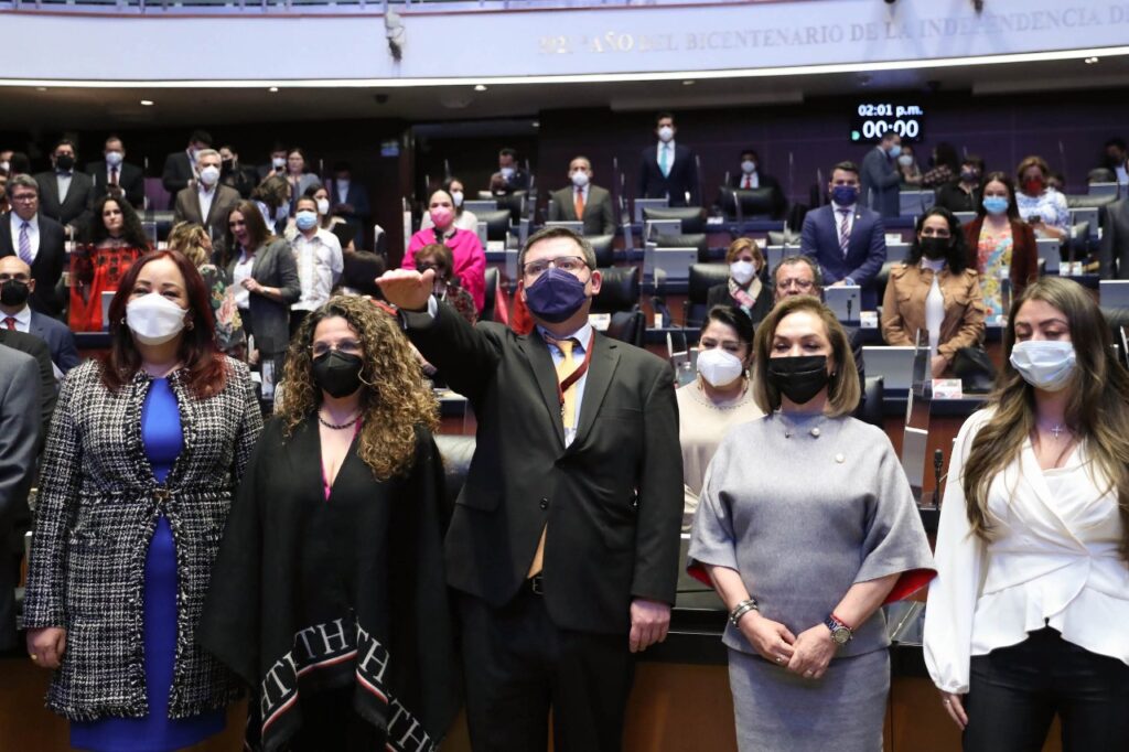 Ratifica Senado a Lorenzo Meyer Falcón como consejero independiente de Pemex