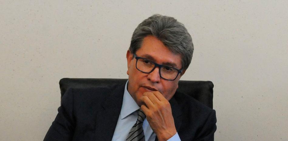 Plantea Monreal hasta 20 años de cárcel a quien reclute menores para actos ilícitos