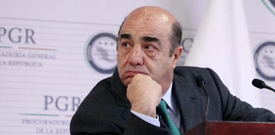 Vinculan a un segundo proceso a Murillo Karam, por caso Ayotzinapa