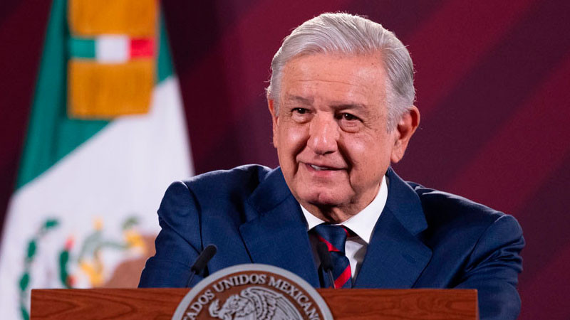 Reforzarán ley para proteger animales; AMLO llama a fortalecer valores para evitar violencia