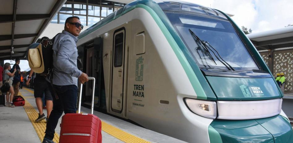 Rechaza Xóchitl desaparición de Tren Maya pese a fallas; “hay que darle tiempo”, dice