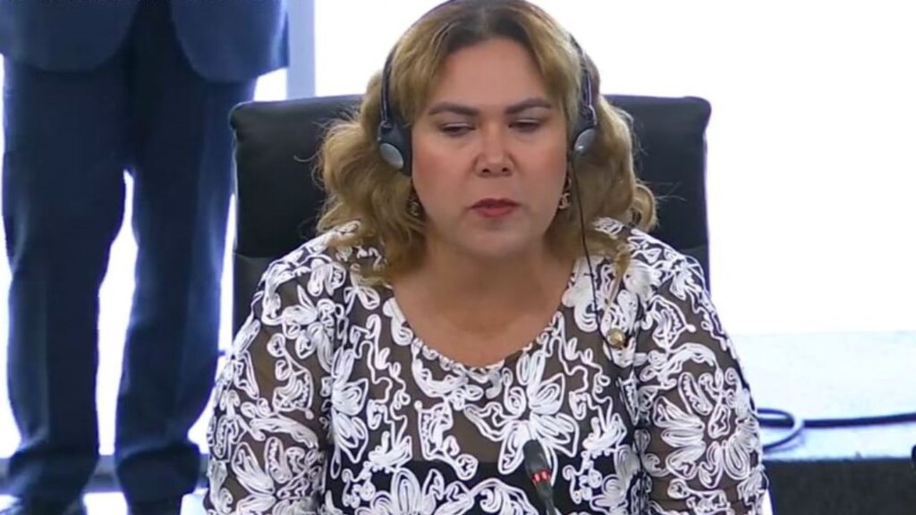 Senadora pide a diputados austriacos que intercedan para que se regrese a México el Penacho de Moctezuma