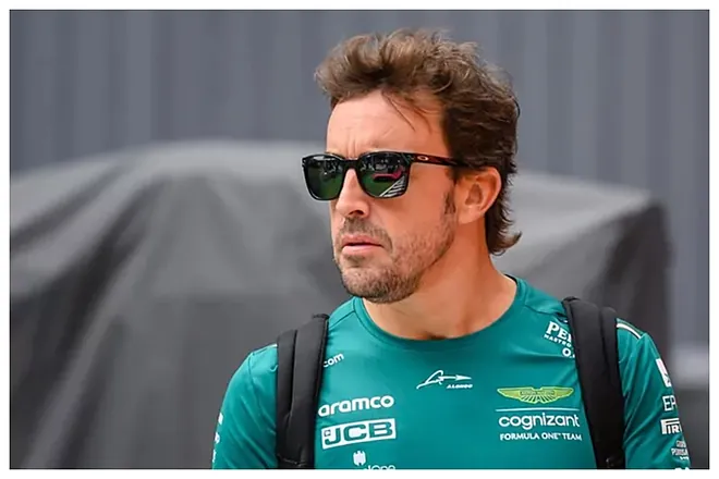 Aston Martin se felicita por el estreno de Fernando Alonso