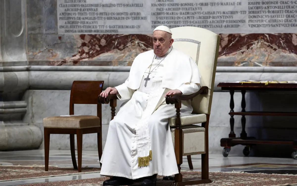 El papa Francisco echa del clero a un exobispo belga acusado de pederastia