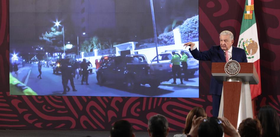 AMLO acusa a EU y Canadá de «postura ambigua» tras invasión de Ecuador a su embajada