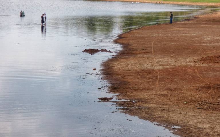 En el Lago de Pátzcuaro la situación sigue en alerta: Bedolla