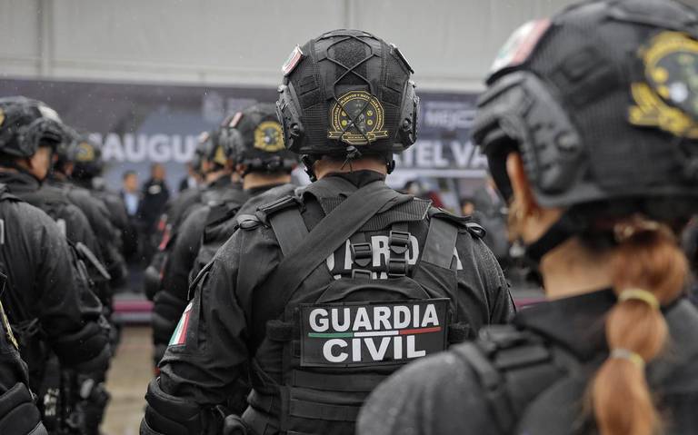 Separan a guardia civil que presuntamente cometió robo en Morelia