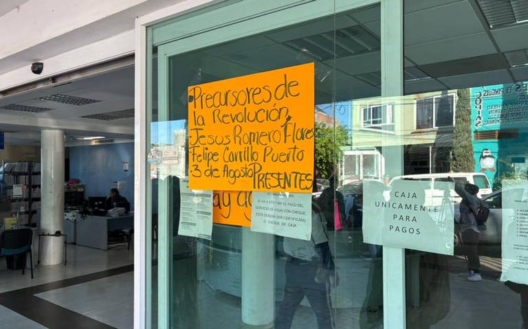 Habitantes del norte de Morelia cierran oficinas del OOAPAS por falta de agua