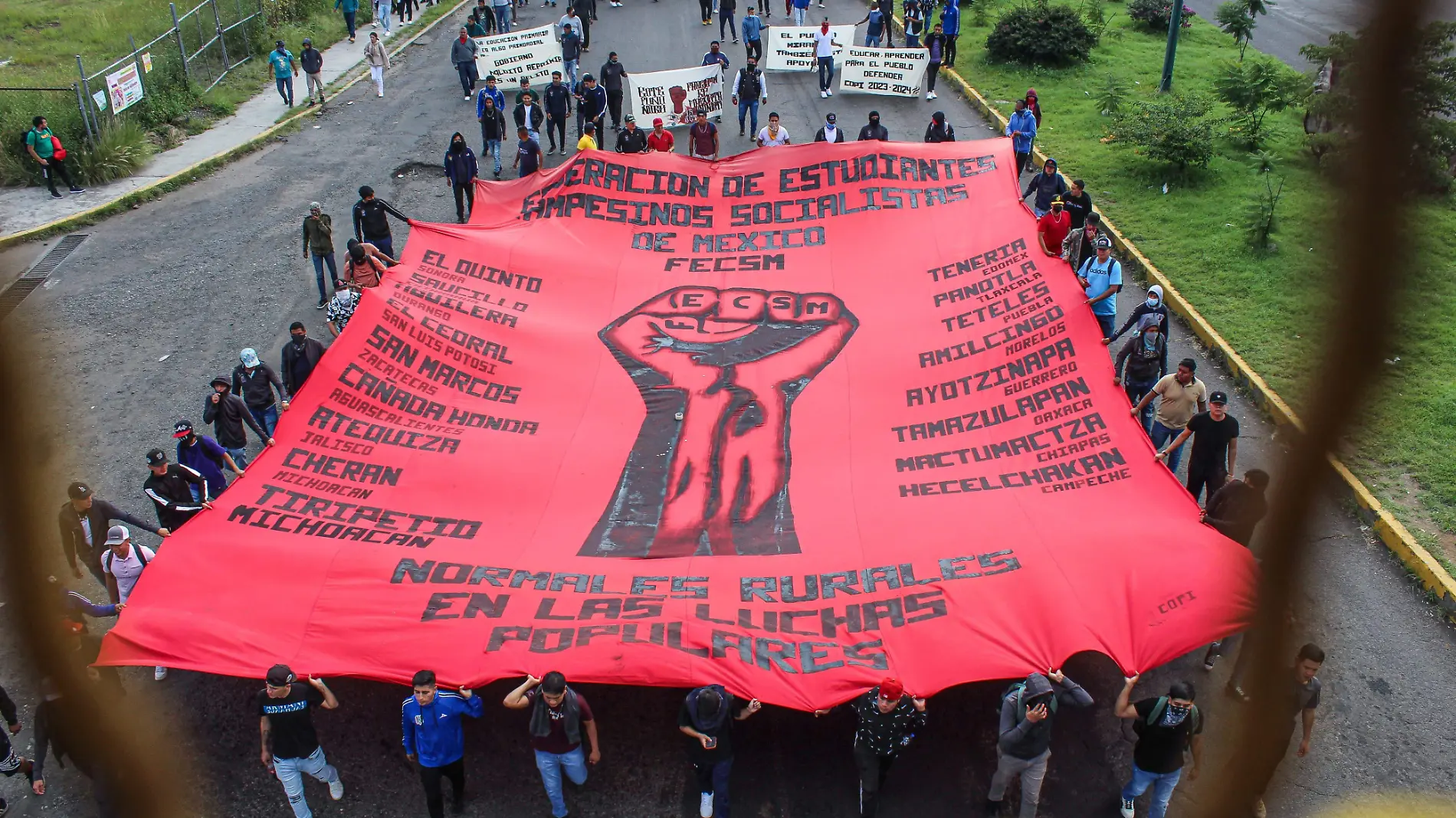 Por segundo día consecutivo, normalistas manifestarán en Morelia