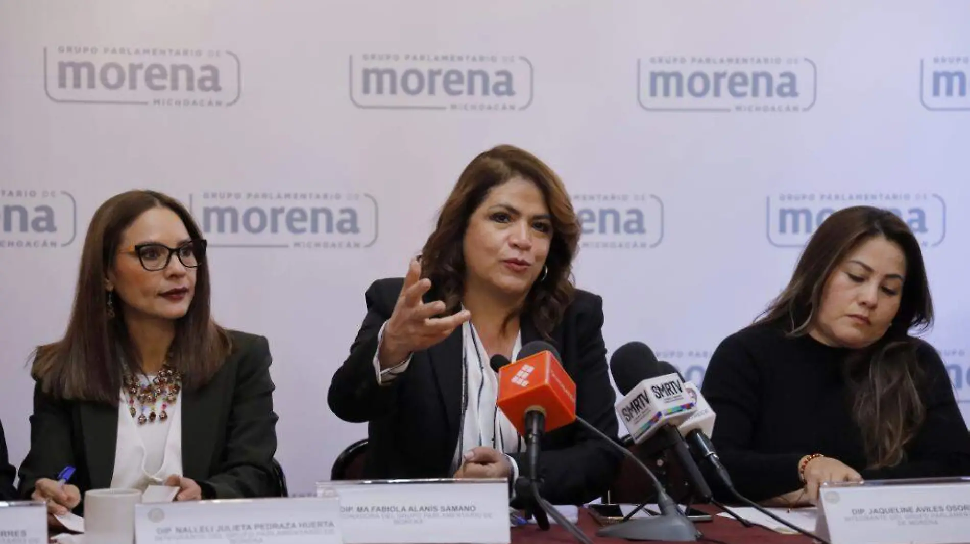 Morena pide calma ante políticas antimigrantes en Michoacán; pero sin estrategias en Michoacán