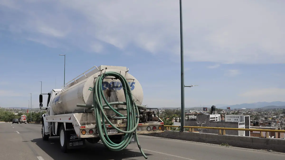 Fugas y tomas ilegales, las principales causas del desabasto de agua en Morelia