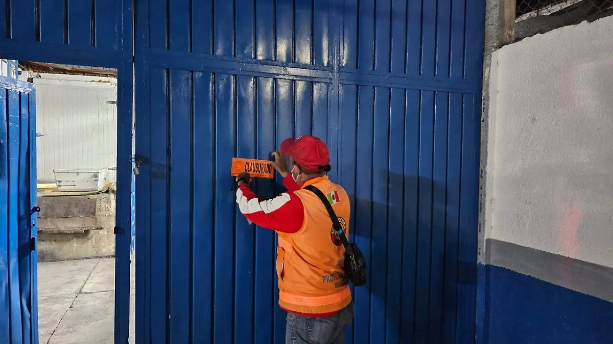 Clausuran nuevamente empresa «Hielos Laurita» tras fuga de amoniaco