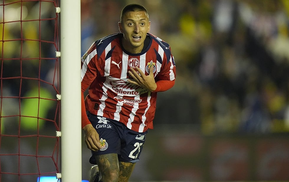 Chivas cortan mala racha con triunfo ante América