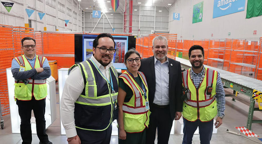 Michoacán se consolida como punto estratégico entre el puerto de Lázaro Cárdenas y EUA: Bedolla