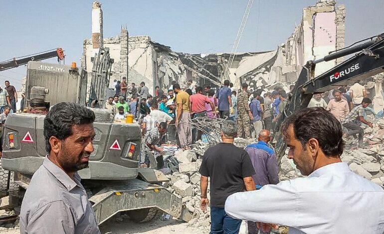 Tragedia en Irán: más de 200 muertos y cientos de heridos tras ataques atribuidos a EE.UU. e Israel