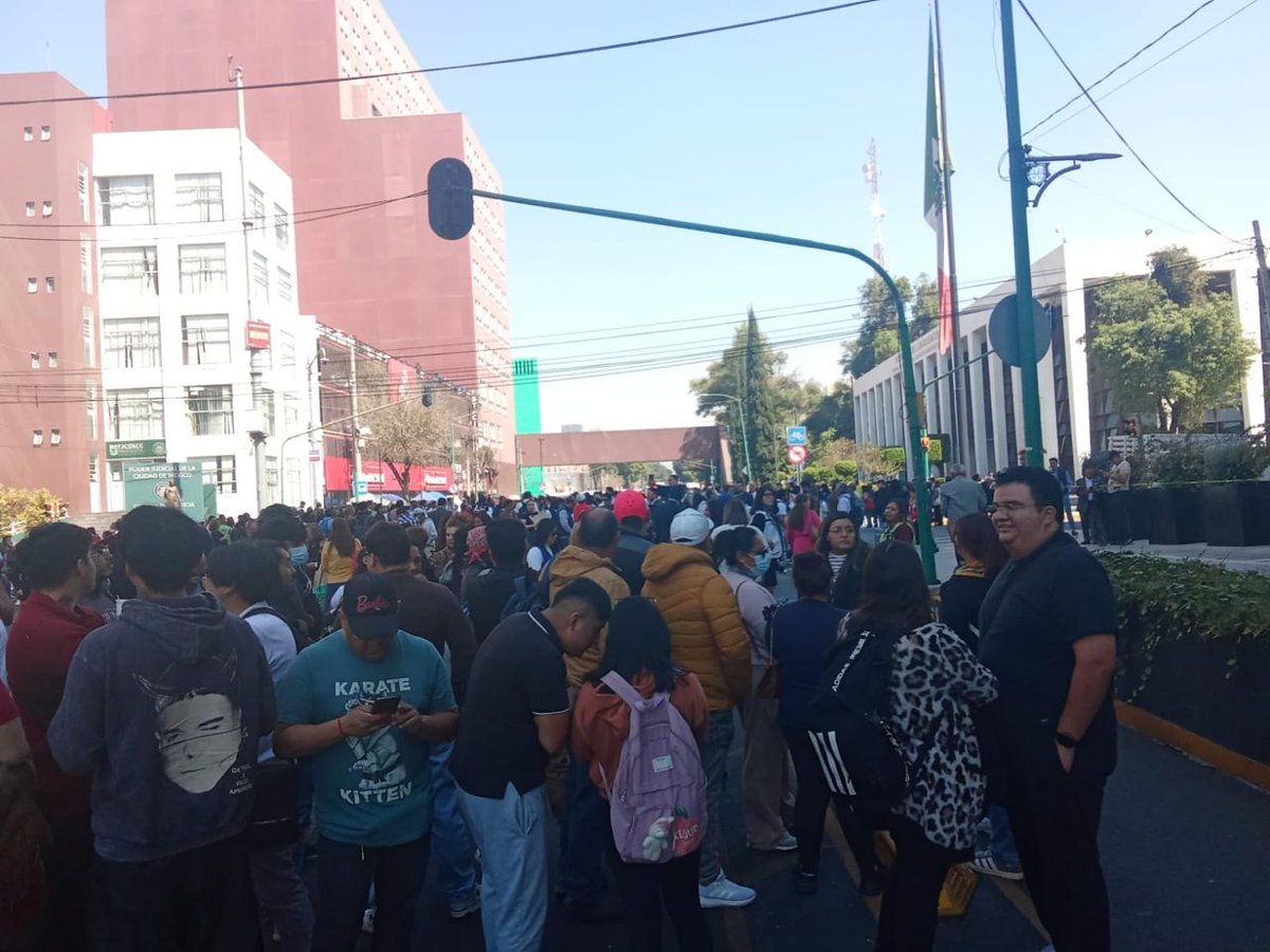 “Alerta máxima: desalojan juzgados del TSJ en CDMX por amenaza de bomba”